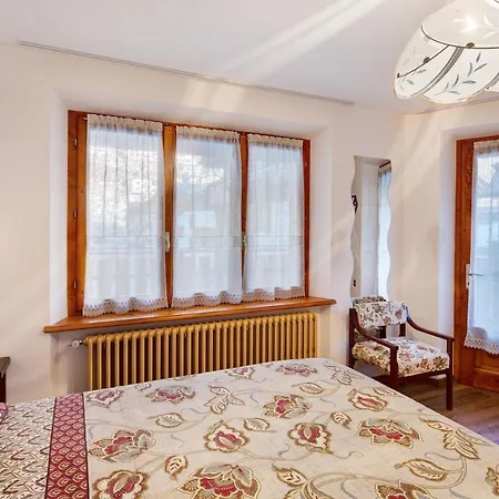 A Due Passi Valdidentro Apartamento Isolaccia