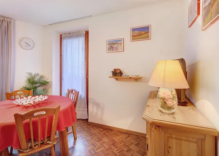 A Due Passi Valdidentro Apartment Isolaccia