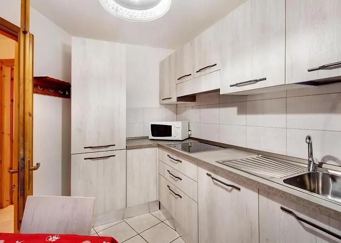 A Due Passi Valdidentro Apartment